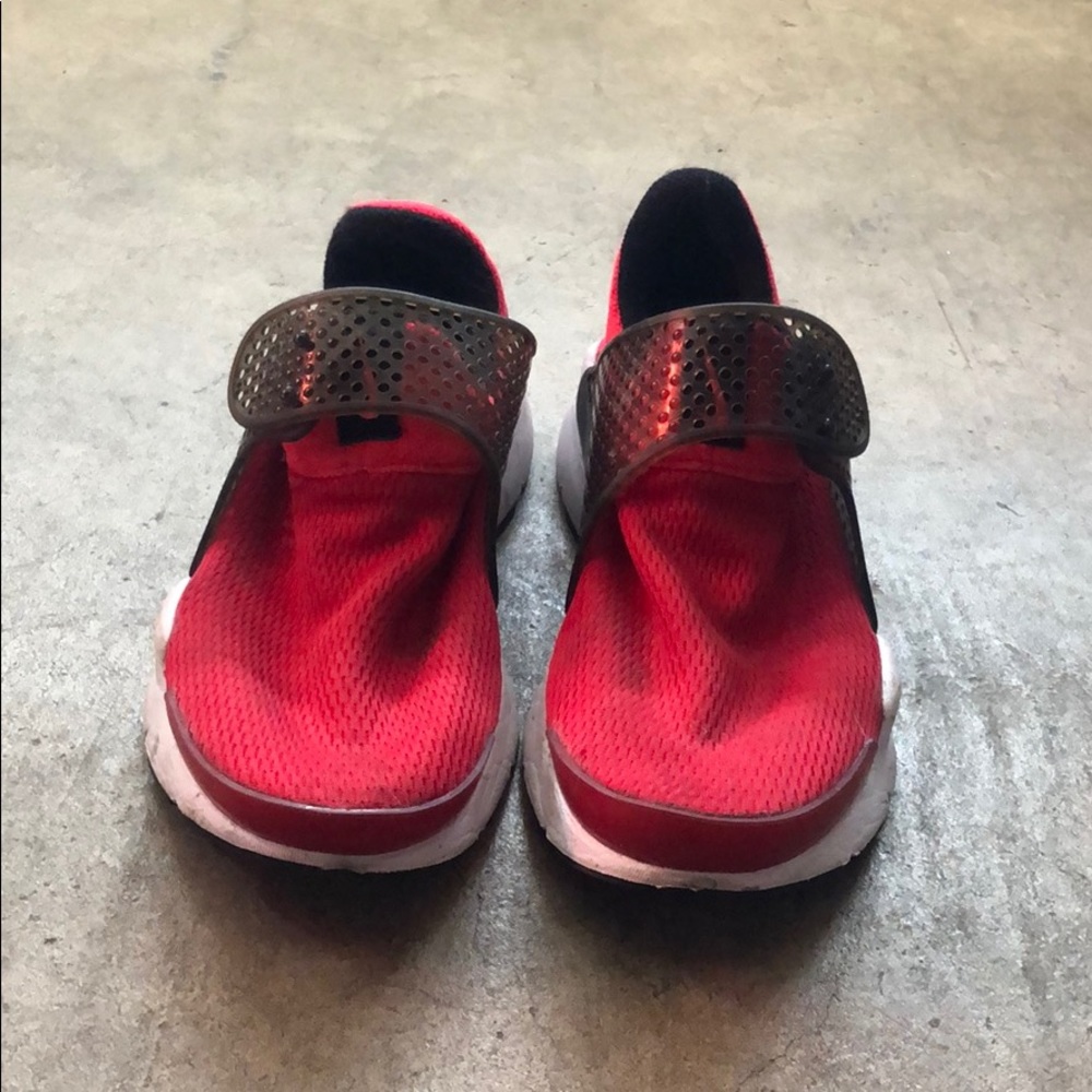 Nike Sockdarts